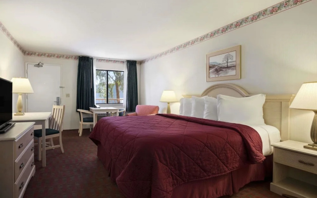 Days Inn Gilroy