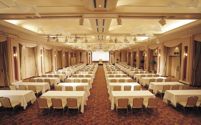 The Crown Palais New Hankyu Kochi