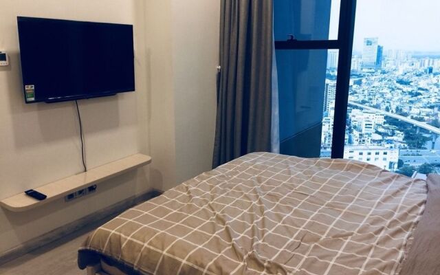 Vinhome Golden River Apartment - M'Homme
