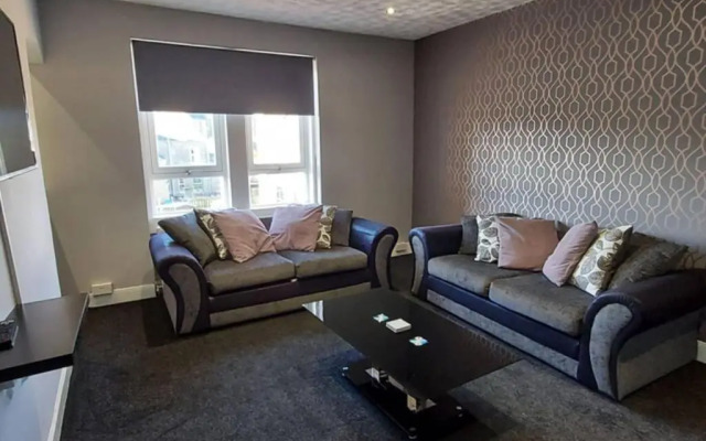 Stunning 3-bed Apartment in Dundee