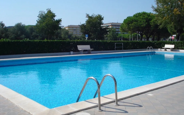 Great Flat With Shared Pool and Lovely Balcony