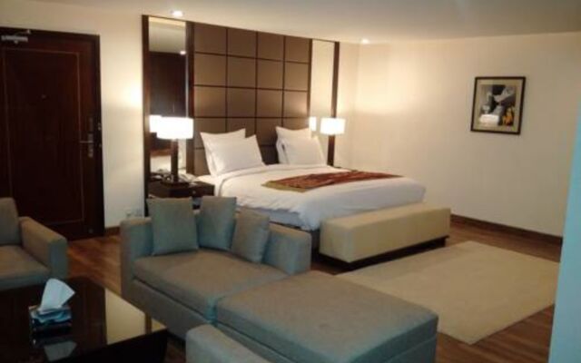 Serai Boutique Hotel