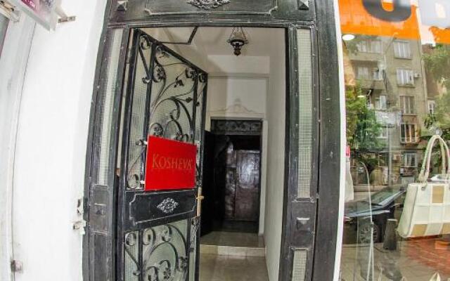 Sofia Apartment in House 8 boulevard Hristo Botev