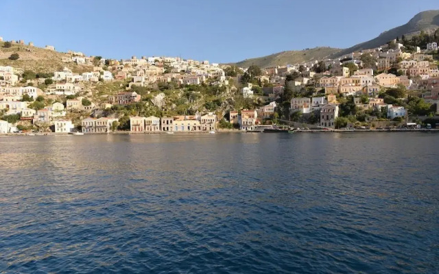 Symi Port View Apartment