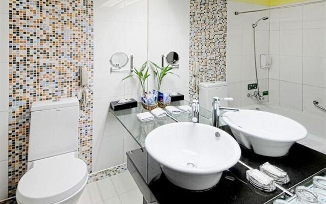 Lijing Holiday Inn Hotel - Changzhou