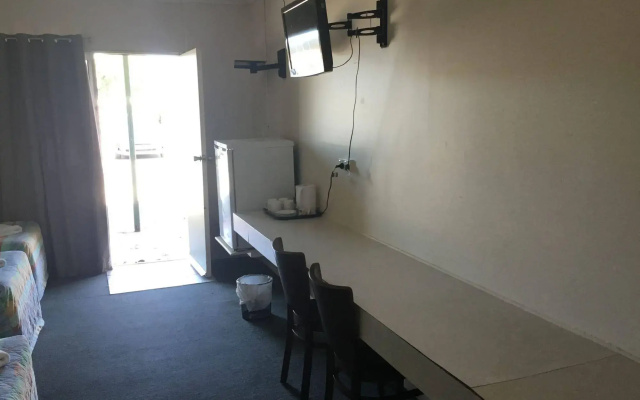 Kooyong Hotel