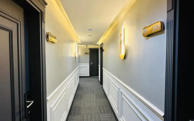 Bera Airport Hotel