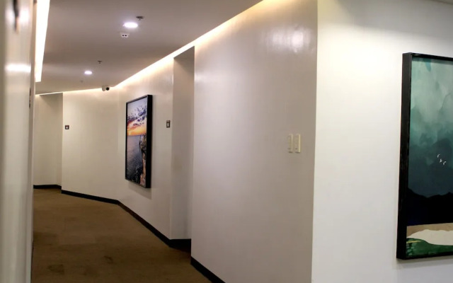 Dancenter Boss Hotel Near Clark International Airport