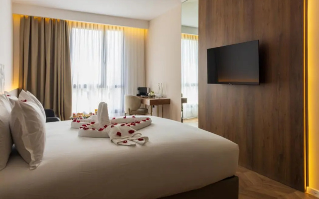 Diagonal Hotel