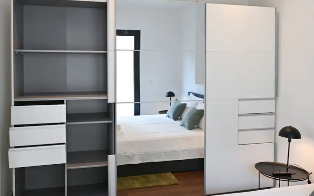 Lugano Suite Modern Concept 4