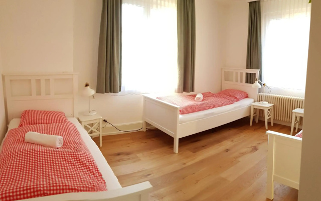 Adventure Guesthouse — 3-star hotel in Unterseen