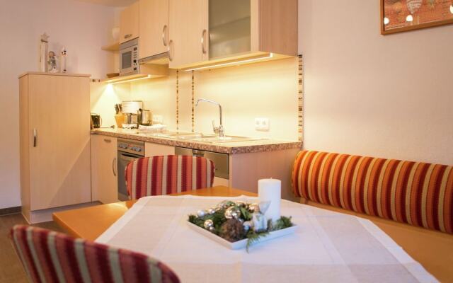 Luxurious Mansion in Söll Near Forest