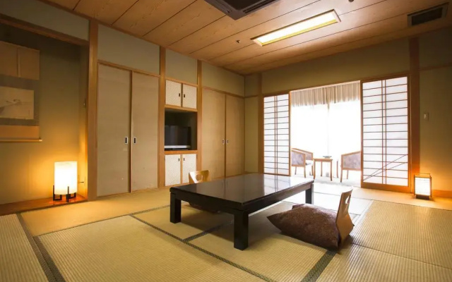 Tomiya