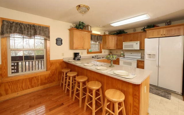 Ivy Falls 9 - Five Bedroom Chalet