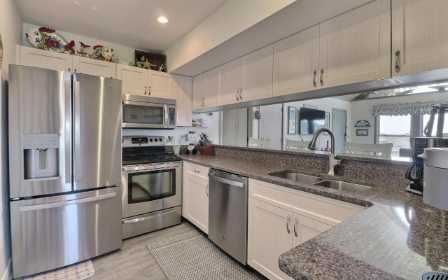 SCR3B - Scrimshaw Penthouse