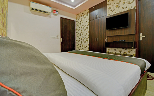 OYO 79935 Collection O Hotel Danaria