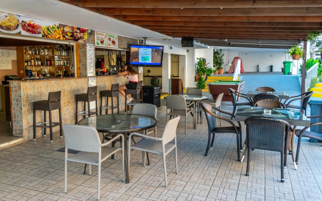 A. Maos Hotel Apartments