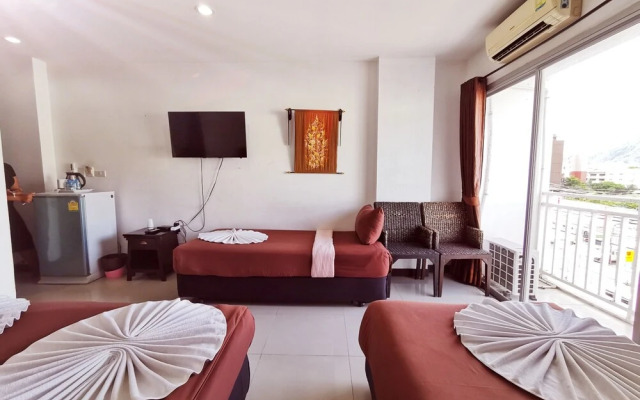Blue Star Hotel
