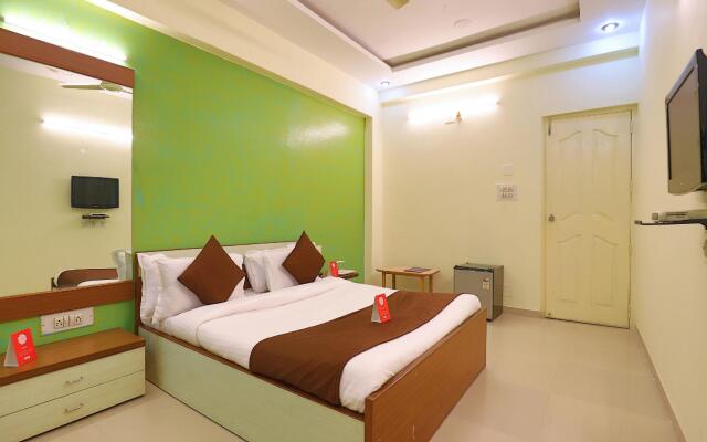 OYO 2178 Vibrant Residency