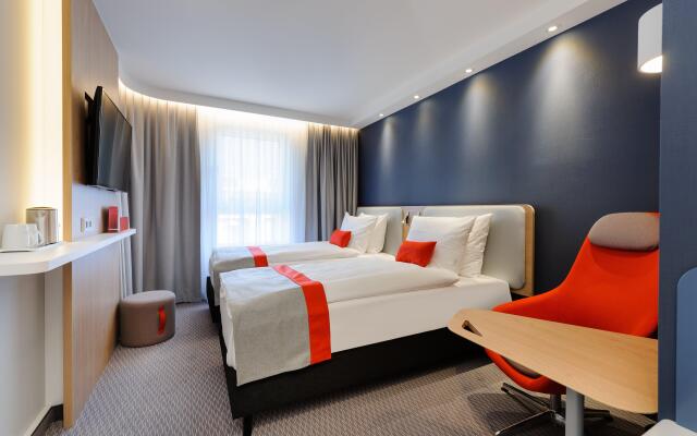 Holiday Inn Express Berlin - Alexanderplatz, an IHG Hotel