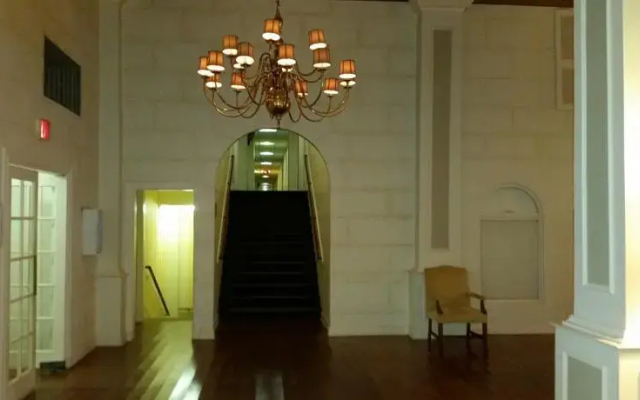 Apartment at The Palm Beach Hotel Condominium