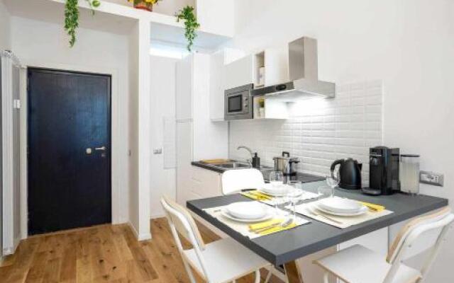 Elegant Suite In Duomo Brera District