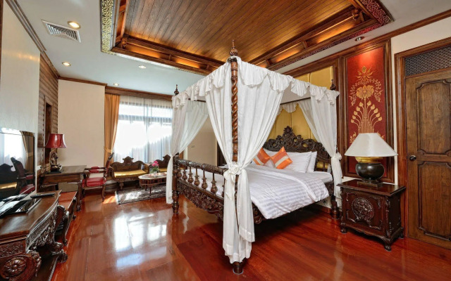 Sunday Villa Sirilanna Hotel