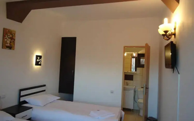 Pension Casa Floraly