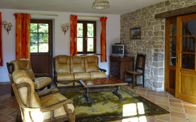 Semi-detached House, Benodet