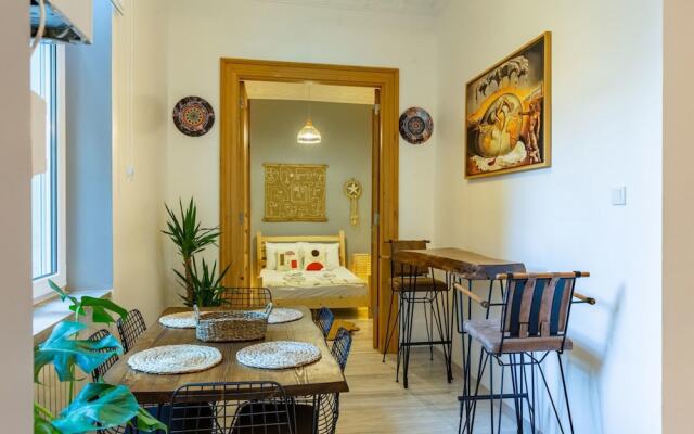 Exceptional Flat Near Metro and Galata