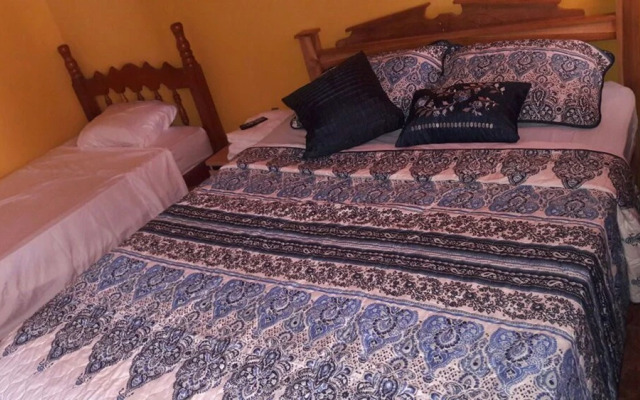 Hotel Los Troncos
