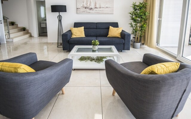 Luxury Villas Royal II with Private Pool