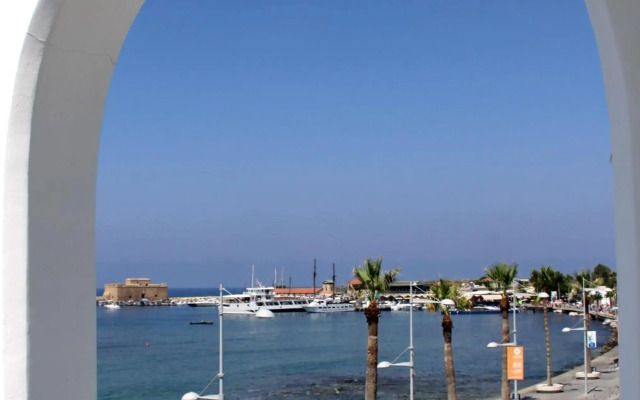 Paphinia Hotel Apartments