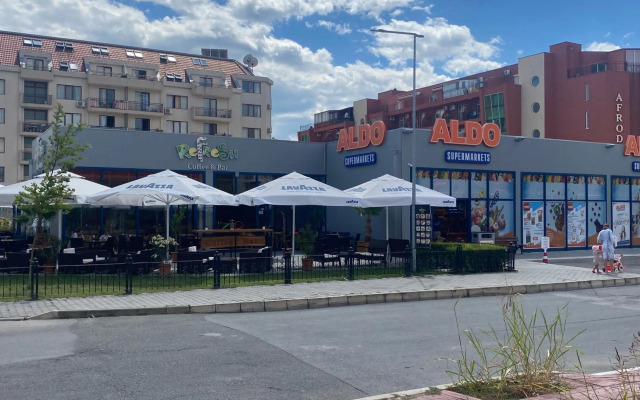 Private Two Bedroom Apartment Royal Sun O 31