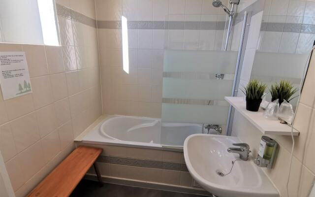 Hotel Les Montagnards