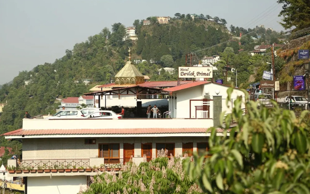 OYO Rooms Mussoorie Library