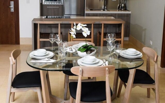 Sunrise Suites 2 BR