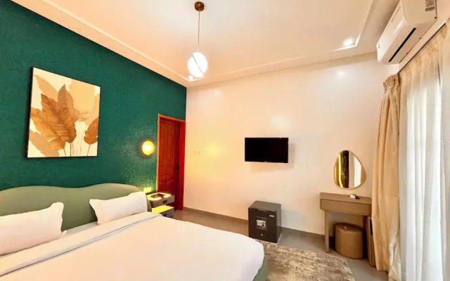 Lighthouse Signature Suites