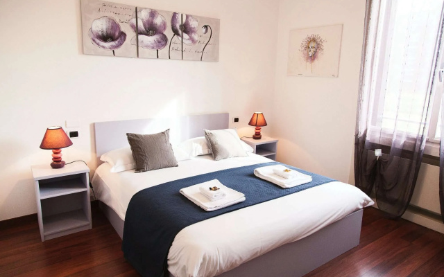 Botton DOro 2 Basiglio B&B