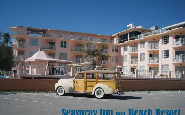 Sea Spray Inn & Beach Resort