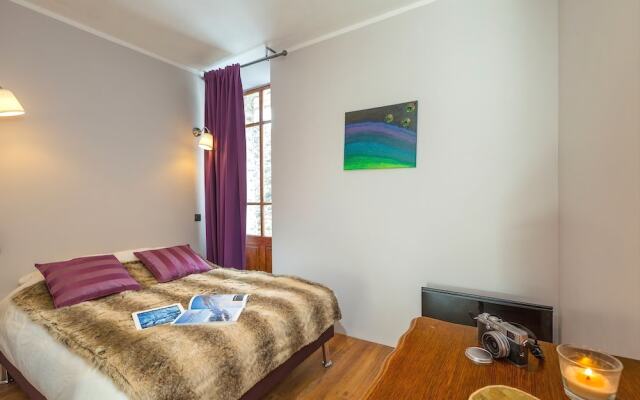 Buddha Apartment