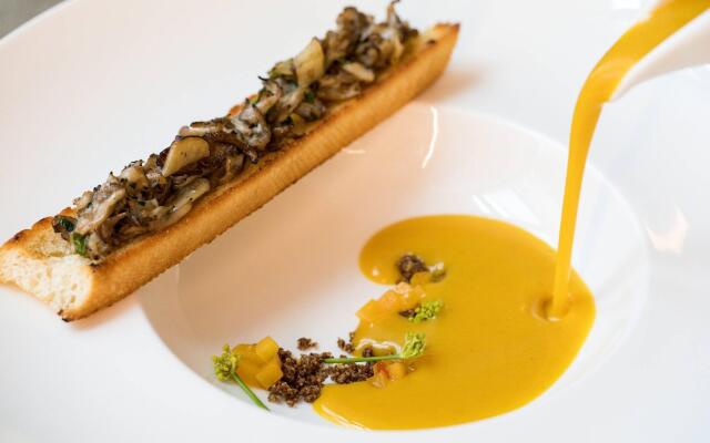 AC Hotel by Marriott Wroclaw