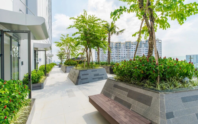 MANT Rivergate Apartments