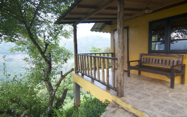 Maesalong Mountain Home