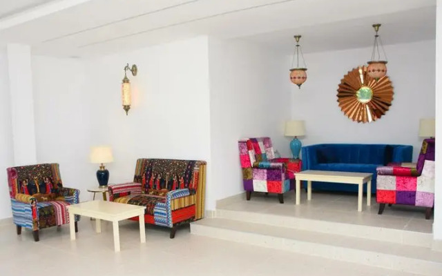 Spring Holiday Resort