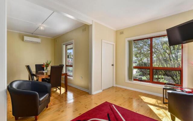 A Penola-Coonawarra Villa