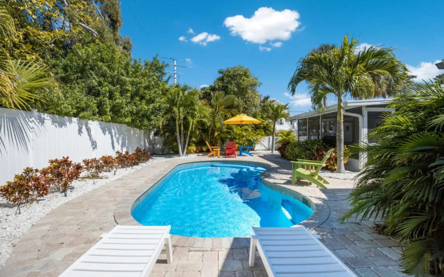 Happy Place - 210 - 55th