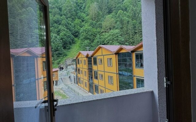 Aderfia Suite Hotel