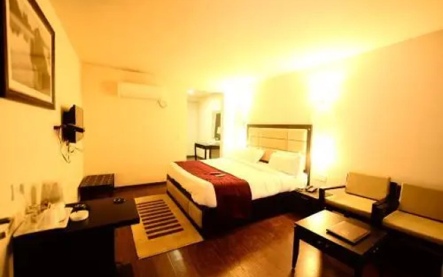 Hotel Aksa Srinagar