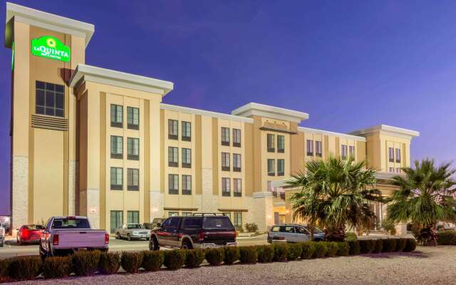 La Quinta Inn & Suites by Wyndham Carlsbad